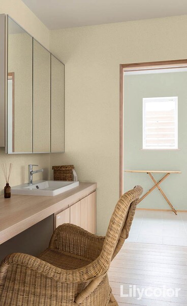 消臭+汚れ防止壁紙