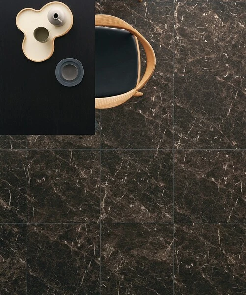 ロイヤルストーン・モア　クラシカルマーブル