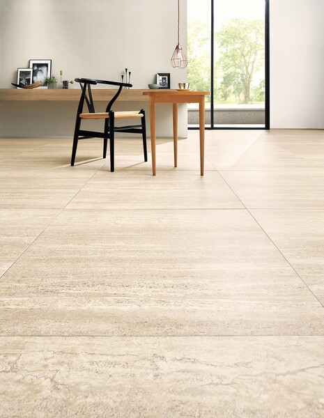 ロイヤルストーン・モア　トラバーチンロマーノ