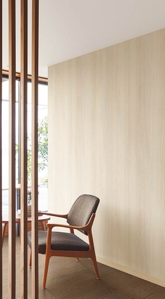 淡い色味の木目柄壁紙