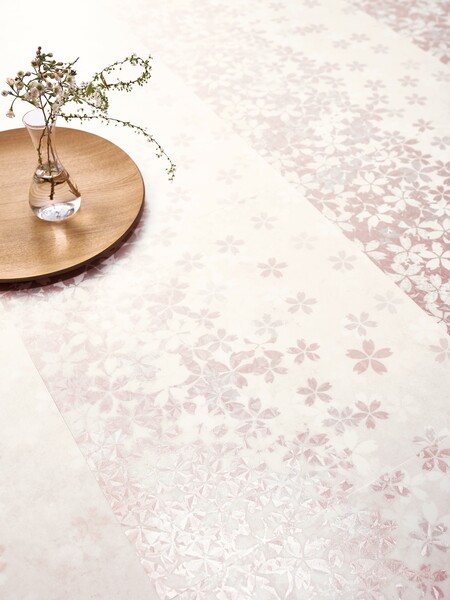 ロイヤルストーン・ルミナス　サクラ