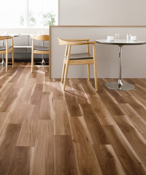 ロイヤルウッド　ナチュラルサップオーク