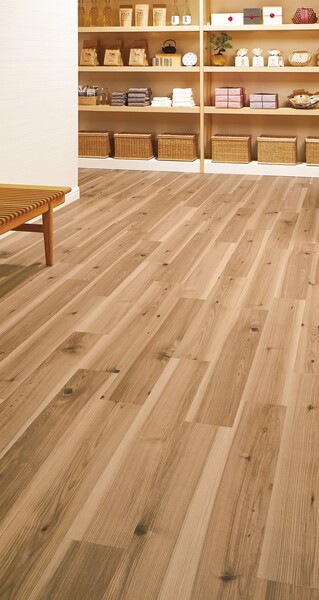 ロイヤルウッド　杉