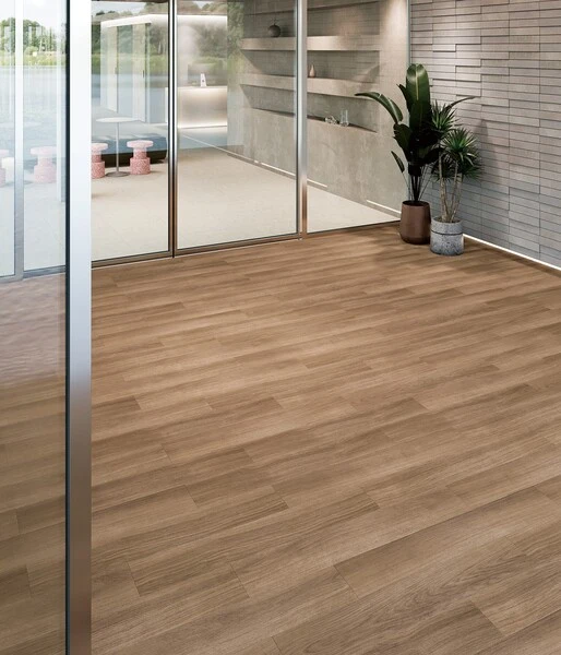 ロイヤルストーン・ノンス　シャイニングオーク（ノンス）