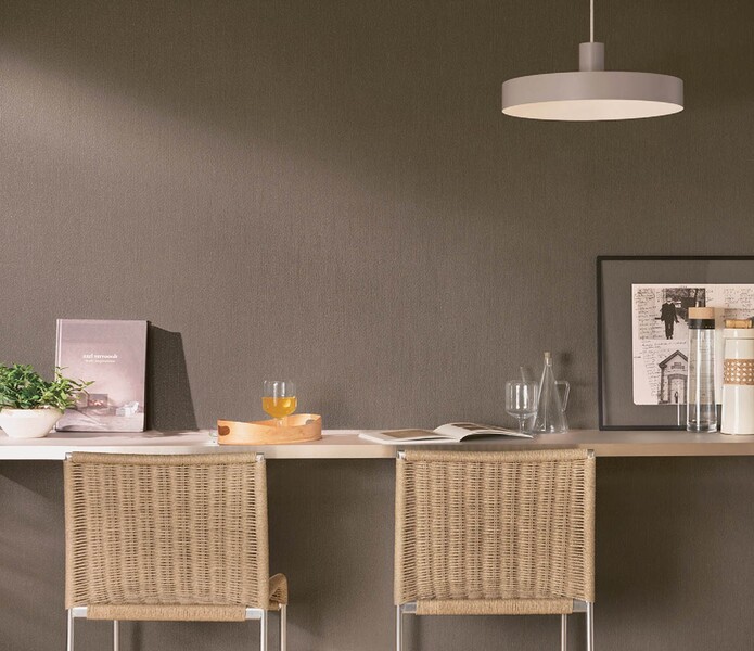 大人カラーのモダン柄壁紙