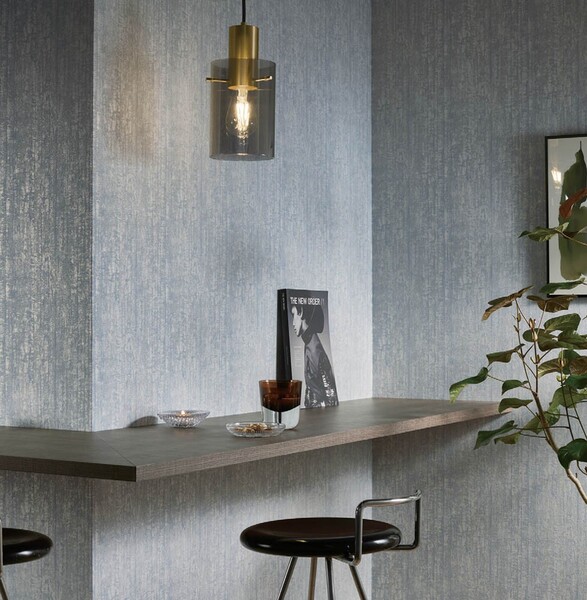 大人カラーのモダン柄壁紙