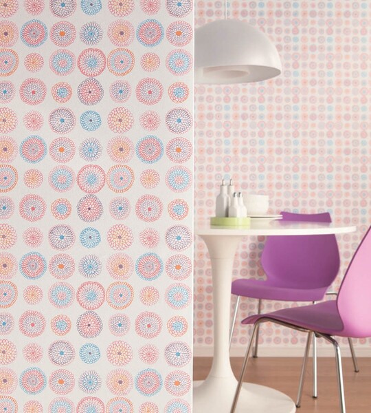 アクセントに!個性的なデザイン壁紙