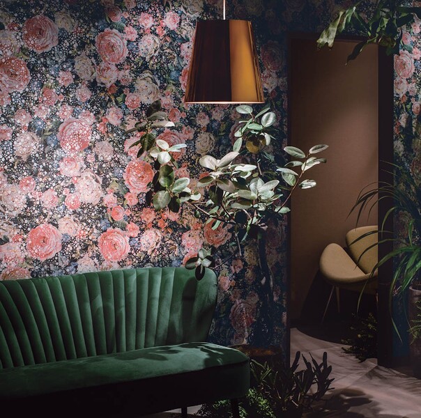 ライトブラウン系壁紙