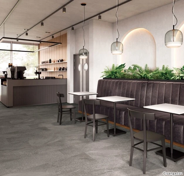 エスリューム･リアル フローストーン