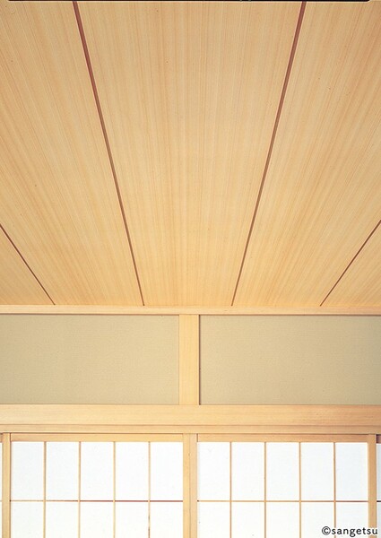 天井にもおすすめ!ベーシック和調木目壁紙