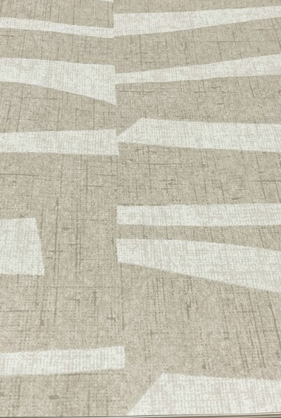 ユニークな幾何学&ストライプ模様